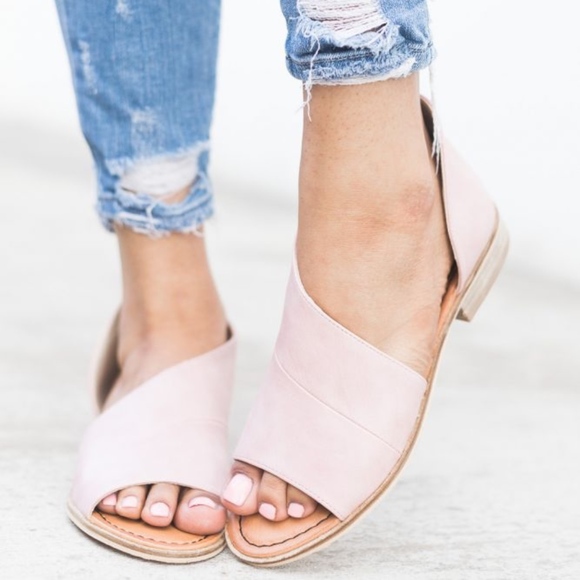 Shoes - QWENN Cut Out Flats